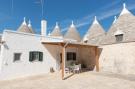 VakantiehuisItalië - : Masseria Carperi - Trullo Il Focolare Cisternino