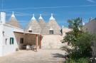 VakantiehuisItalië - : Masseria Carperi - Trullo Il Focolare Cisternino