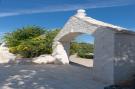 Holiday homeItaly - : Masseria Carperi - Trullo Il Focolare Cisternino