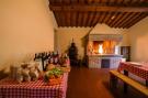 Holiday homeItaly - : Agri-tourism Le Capanne, Castiglion Fiorentino-Oli