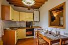 Holiday homeItaly - : Agri-tourism Le Capanne, Castiglion Fiorentino-Oli