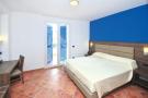 FerienhausItalien - : Ferienresort Ai Pozzi Village Resort Loano - M3 / 