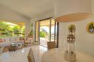 Holiday homeItaly - : Villa AcquaDiMare direkt am Meer in Fontane Bianch