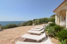 Holiday homeItaly - : Villa AcquaDiMare direkt am Meer in Fontane Bianch