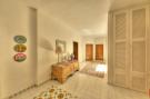 Holiday homeItaly - : Villa AcquaDiMare direkt am Meer in Fontane Bianch