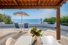 FerienhausItalien - : Resort Baia del Silenzio - Appartment 6 pax