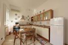 Holiday homeItaly - : Casa Bianca Einzelhaus fuer 6 Pers mit Privatpool