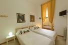 Holiday homeItaly - : Casa Bianca Einzelhaus fuer 6 Pers mit Privatpool