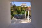 Holiday homeItaly - : Casa Bianca Einzelhaus fuer 6 Pers mit Privatpool