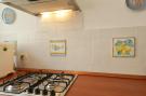 Holiday homeItaly - : Casa Bianca Einzelhaus fuer 6 Pers mit Privatpool