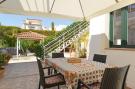 Holiday homeItaly - : Casa Bianca Einzelhaus fuer 6 Pers mit Privatpool