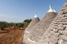 FerienhausItalien - : Magnificent Stefano's Trulli in Locorotondo