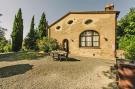 Holiday homeItaly - : Agri-tourism Tenuta Quarrata, Santo Pietro Belvede