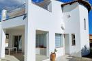 FerienhausItalien - : Apt MareLuna Apartment in Villa mit Pool Siracusa