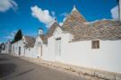 VakantiehuisItalië - : Trullo dell'Ulivo per Tre