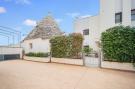 Holiday homeItaly - : Trullo dell'Ulivo per Tre