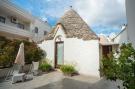 Holiday homeItaly - : Trullo dell'Ulivo per Tre