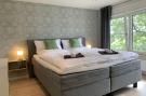 Holiday homeNetherlands - : Villa Grenszicht