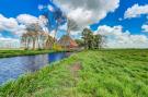 FerienhausNiederlande - : Gezellige Boerderij met chalet in Friesland