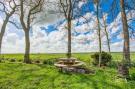 VakantiehuisNederland - : Gezellige Boerderij met chalet in Friesland