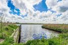 VakantiehuisNederland - : Gezellige Boerderij met chalet in Friesland