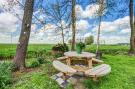 Holiday homeNetherlands - : Gezellige Boerderij met chalet in Friesland