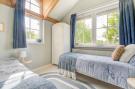 Holiday homeNetherlands - : Luxe vakantievilla Harderwijk 221 met bubbelbad en