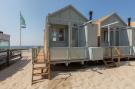 Holiday homeNetherlands - : Slaapstrandhuisje - Strand dishoek 68  Dishoek