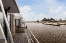 VakantiehuisNederland - : Houseboat met dakterras