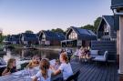 VakantiehuisNederland - : Watervilla Acht