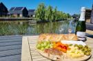 Holiday homeNetherlands - : Watervilla San