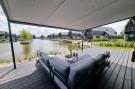 VakantiehuisNederland - : Watervilla Santjin