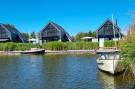 VakantiehuisNederland - : Watervilla Achttjin