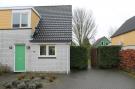 VakantiehuisNederland - : Villapark De Oesterbaai 48