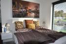 Holiday homeNetherlands - : Sara's Boathouse 372