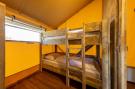 Holiday homeNetherlands - : Glamping Resort Lauwersmeer 3