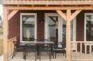 Holiday homeNetherlands - : Lake view villa met zwem- vissteiger