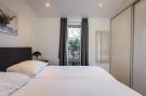 Holiday homeNetherlands - : Vakantiepark Latour 8