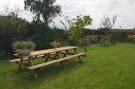 FerienhausNiederlande - : 13-17 pax holiday home with separated apartments a