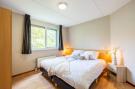 Holiday homeNetherlands - : Villavakantiepark IJsselhof 2