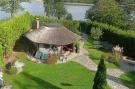 Holiday homePoland - : A house on the shore of the lake