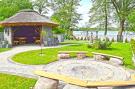 Holiday homePoland - : A house on the shore of the lake