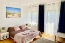 Holiday homePoland - : Holiday spacious modern flat in Dabrowa