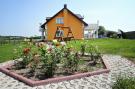 VakantiehuisPolen - : Holiday Home in Nowe Warpno Oranges Haus