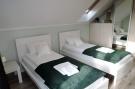 Holiday homePoland - : Komfortowy apartament z basenem i ogrodem dla 6 os