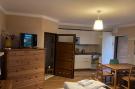 FerienhausPolen - : Apartamenty 4-osobowy PARTER - SOSNOWA MILA Pobier