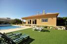 Holiday homePortugal - : Vivenda Mira