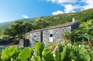 FerienhausPortugal - : Ferienhäuser Adegas do Pico in Prainha // Adega T2