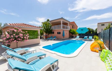 Ferienhaus Kroatien - : 