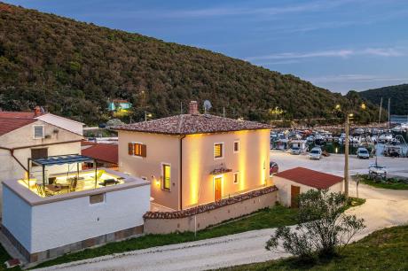 Ferienhaus Kroatien - : 